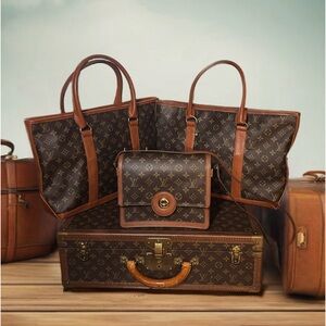 VINTAGE PIECES COLLECTOR’S ITEM RARE FIND LV TRUNK AND BAGS